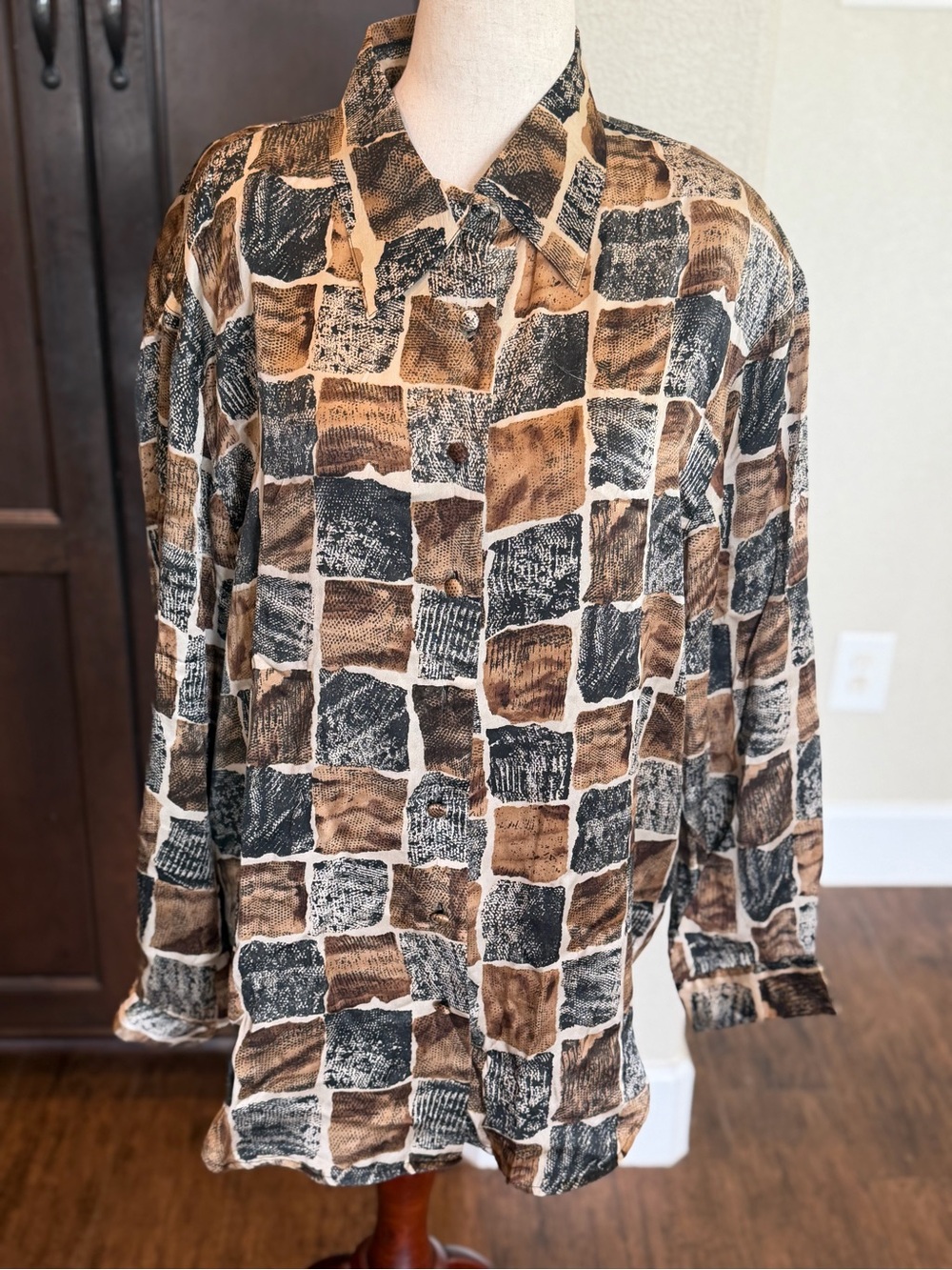 Vintage Geoffrey Beene 100% Silk Blouse Size 14 Abstract Geometric Print 80s 90s
